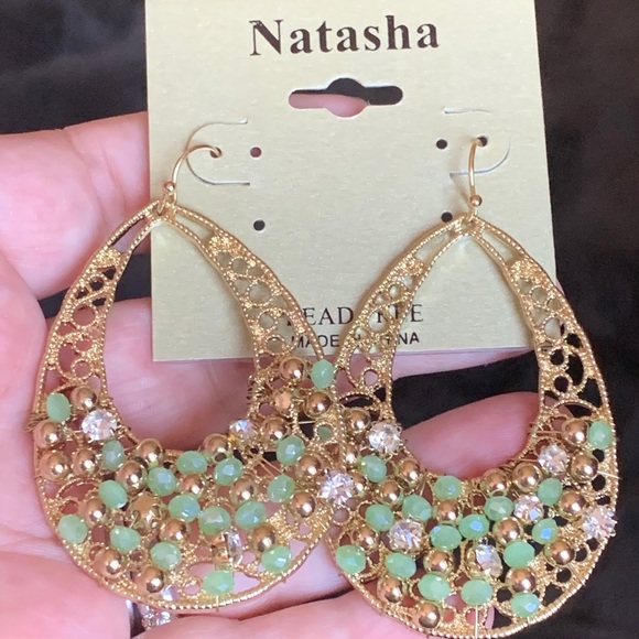 Large Filigree Drop Earrings Peridot color beads - Picture 5 of 8